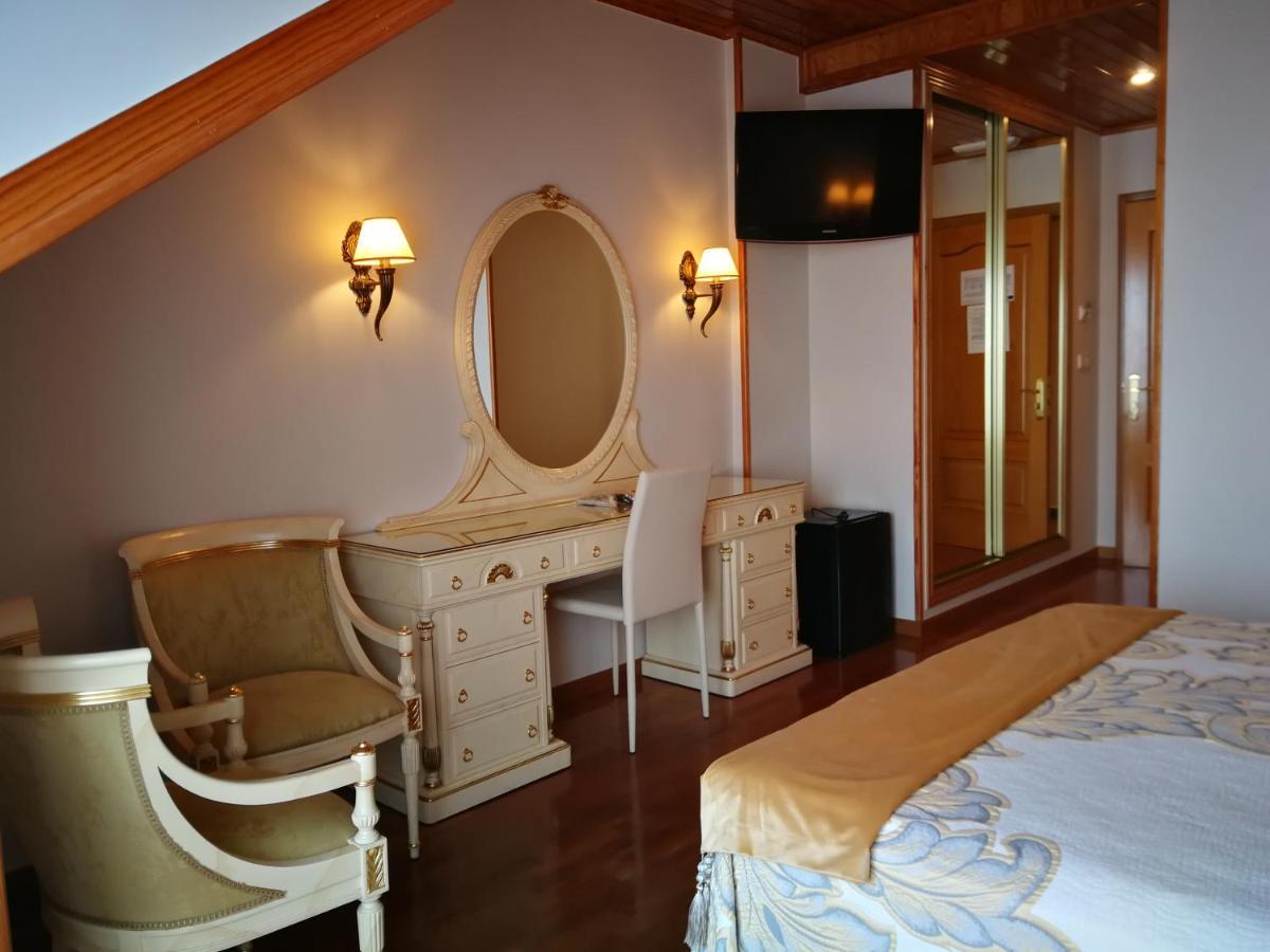 Hotel Playa Compostela Vilagarcia de Arousa Exteriör bild