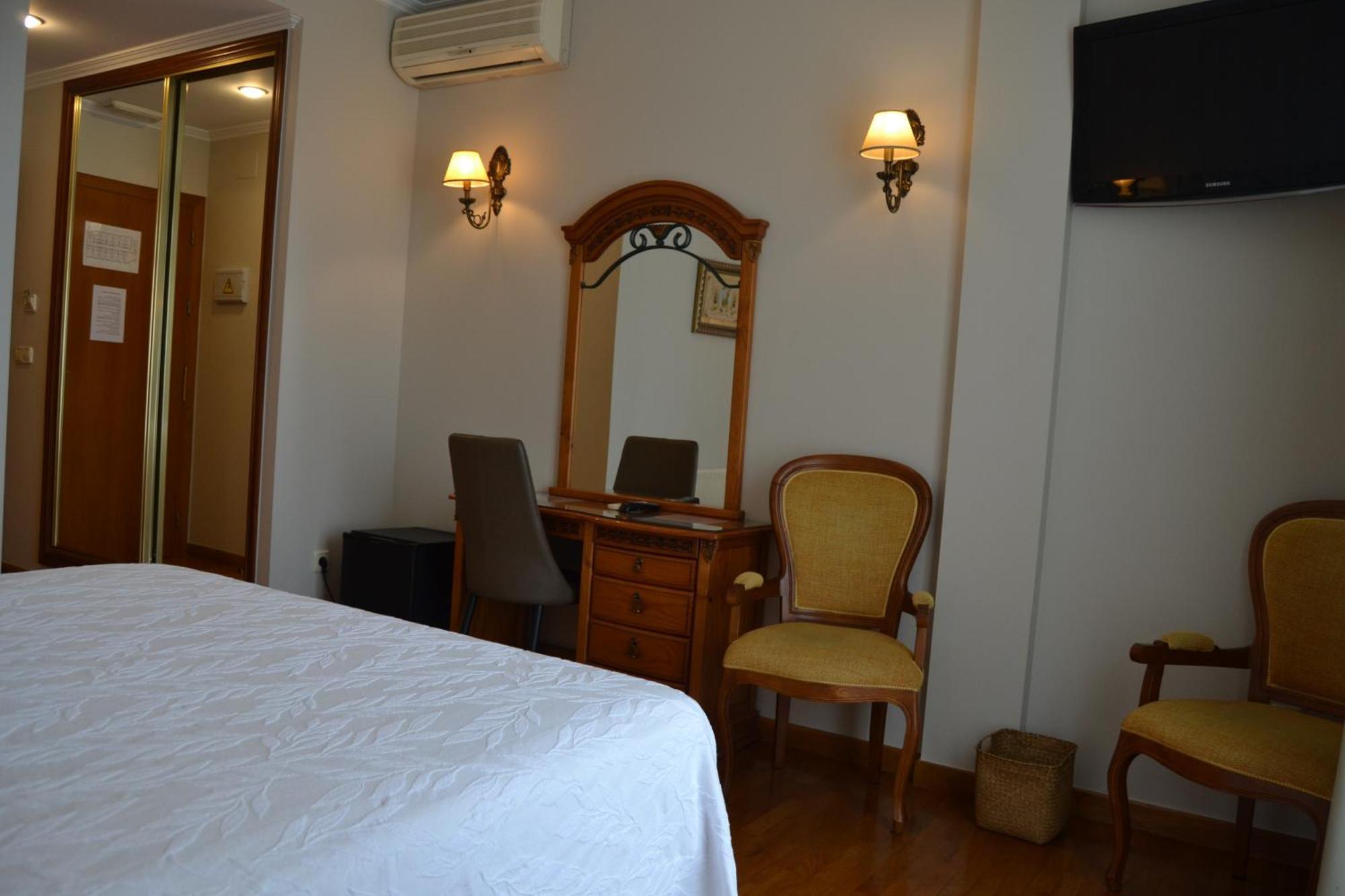 Hotel Playa Compostela Vilagarcia de Arousa Rum bild