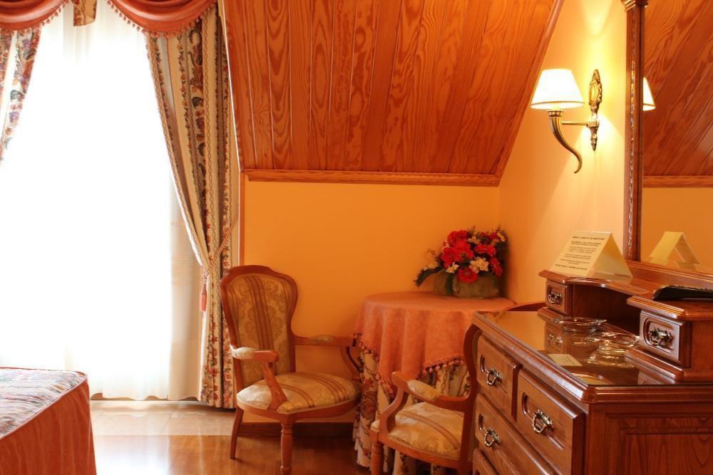 Hotel Playa Compostela Vilagarcia de Arousa Exteriör bild